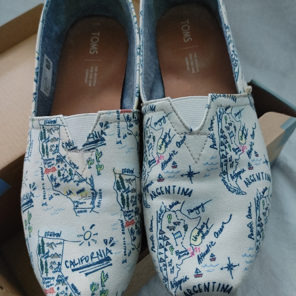 Another fun pair of Toms Road Trip - Picture 2 of 5